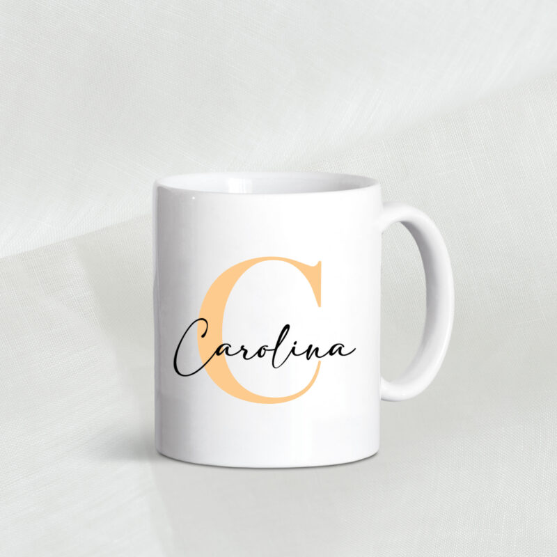 Taza personalizada inicial y nombre