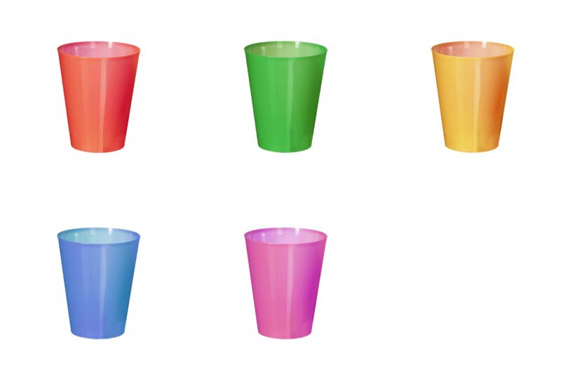 Vasos de plástico reutilizables de colores