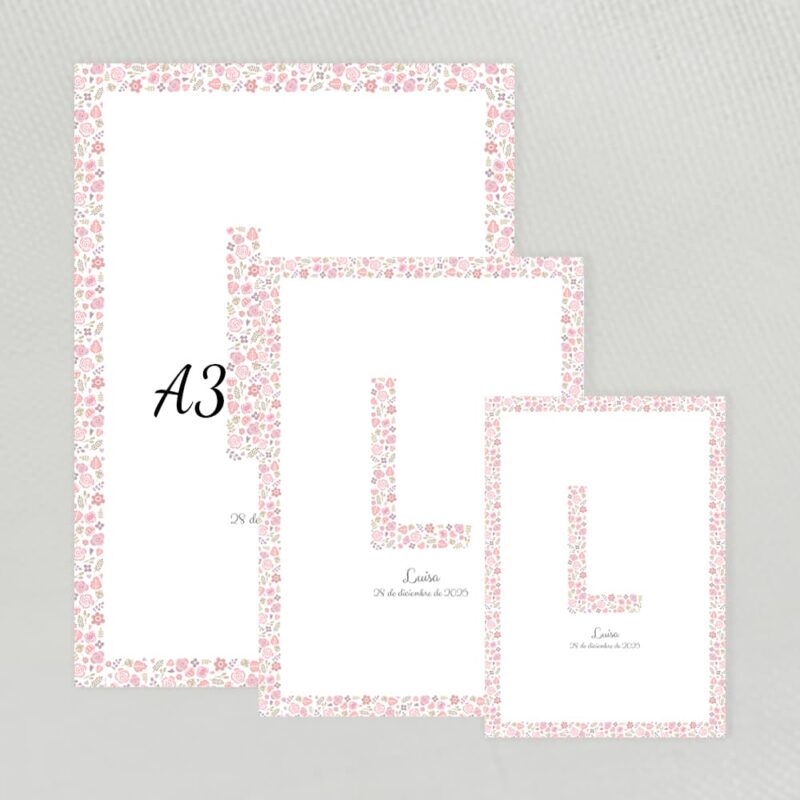 Lamina decorativa personalizada con inicial y marco con fondo de flores claritas disponible en varias medidas opción marco de madera color blanco