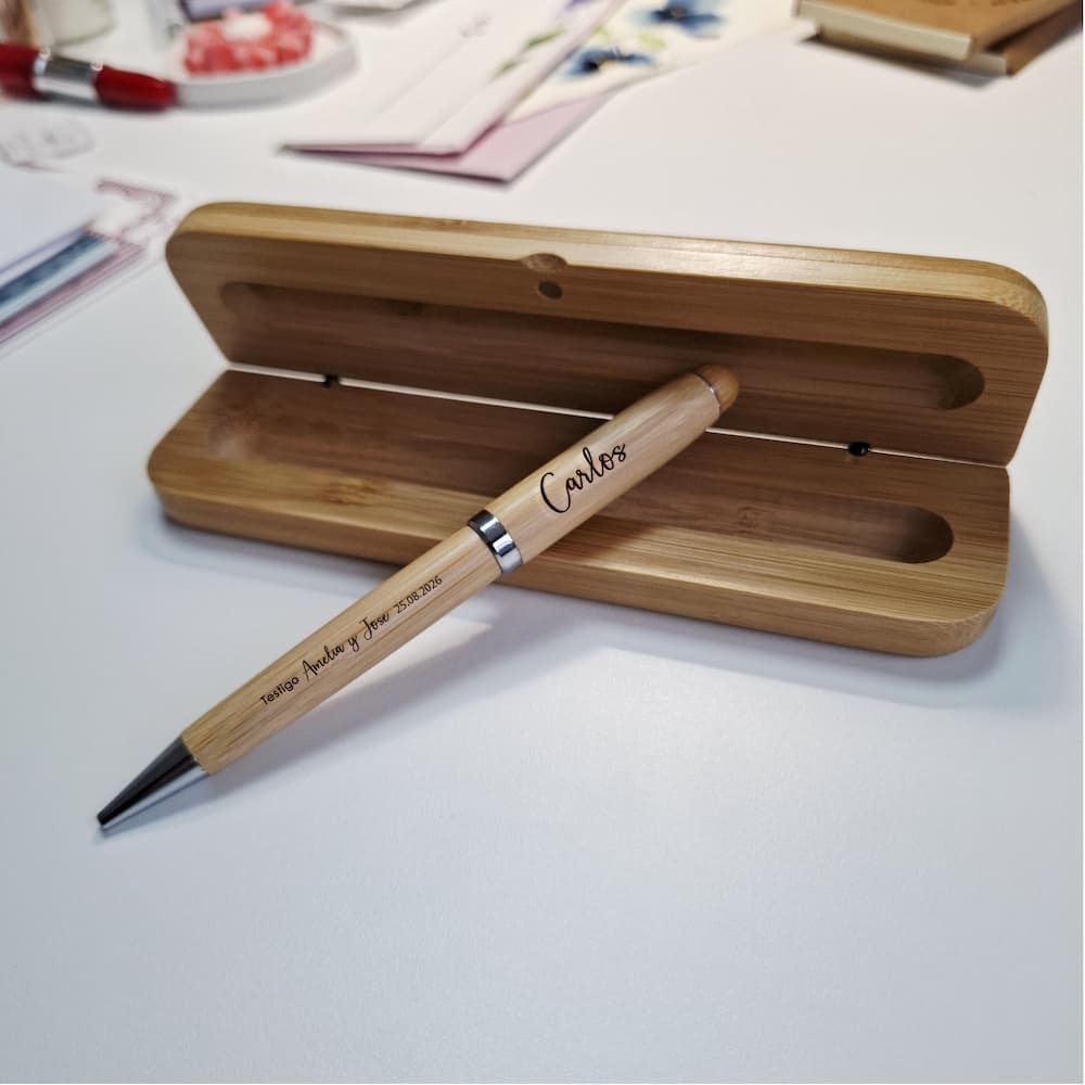Estuche de Bambú Personalizado con Bolígrafo | ¿Quieres ser mi testigo? - Imagen 3