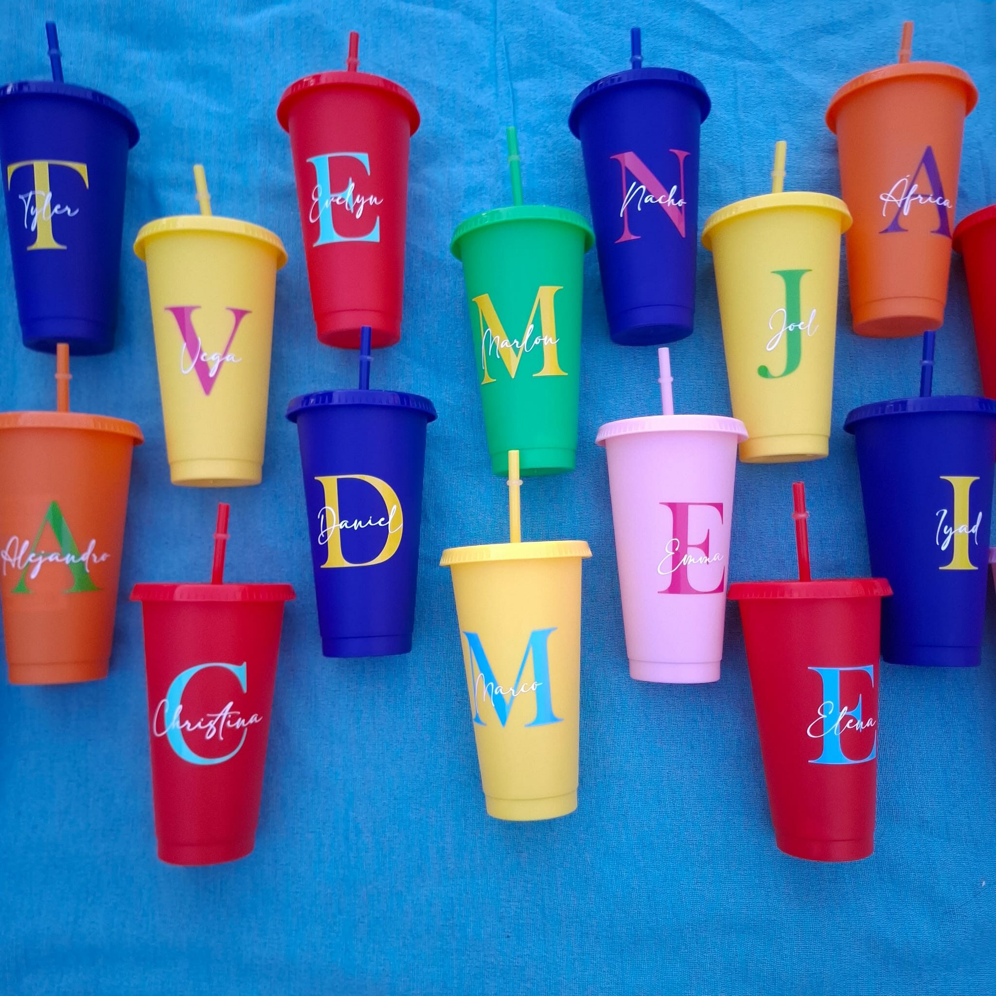 Vaso reutilizable con tapa personalizado - Imagen 22