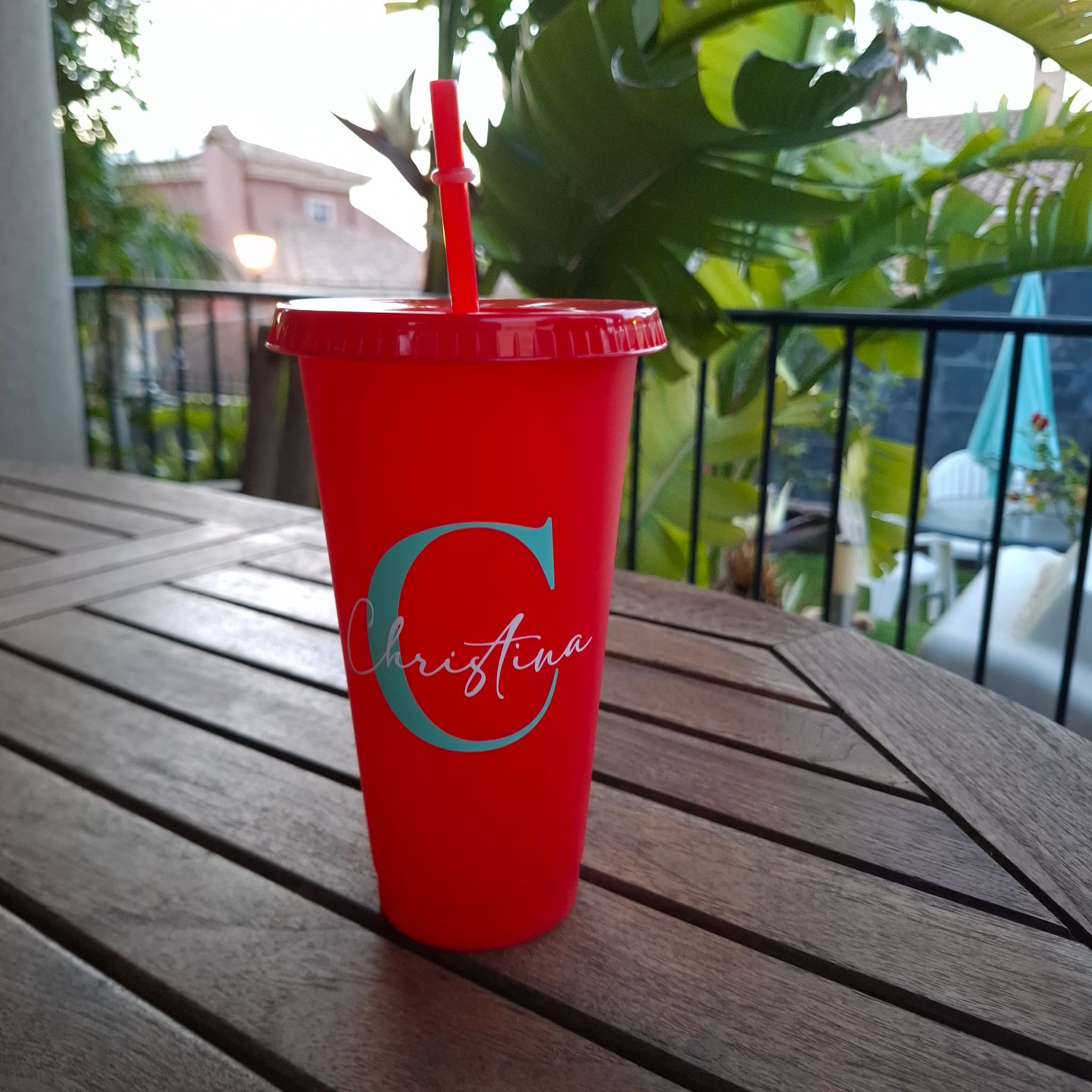 Vaso reutilizable con tapa personalizado - Imagen 9
