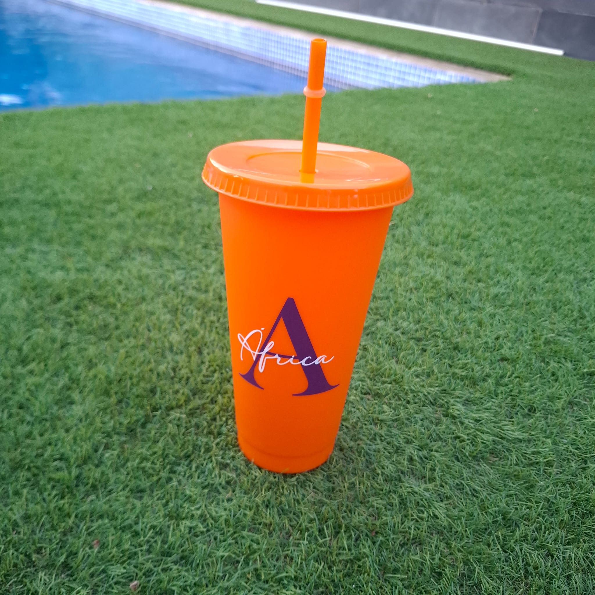 Vaso reutilizable con tapa personalizado - Imagen 2