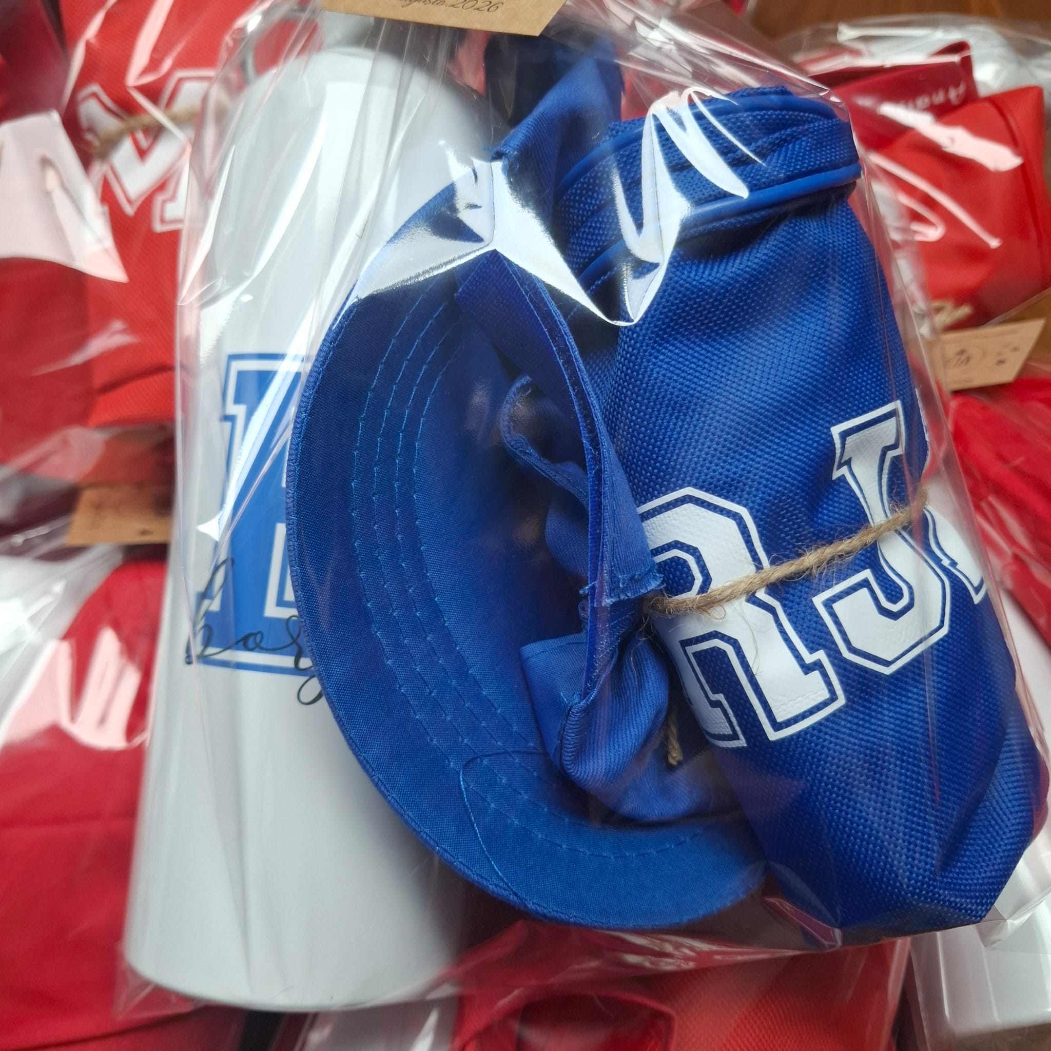 Pack Zapatillero, gorra y botella Personalizada - Imagen 10