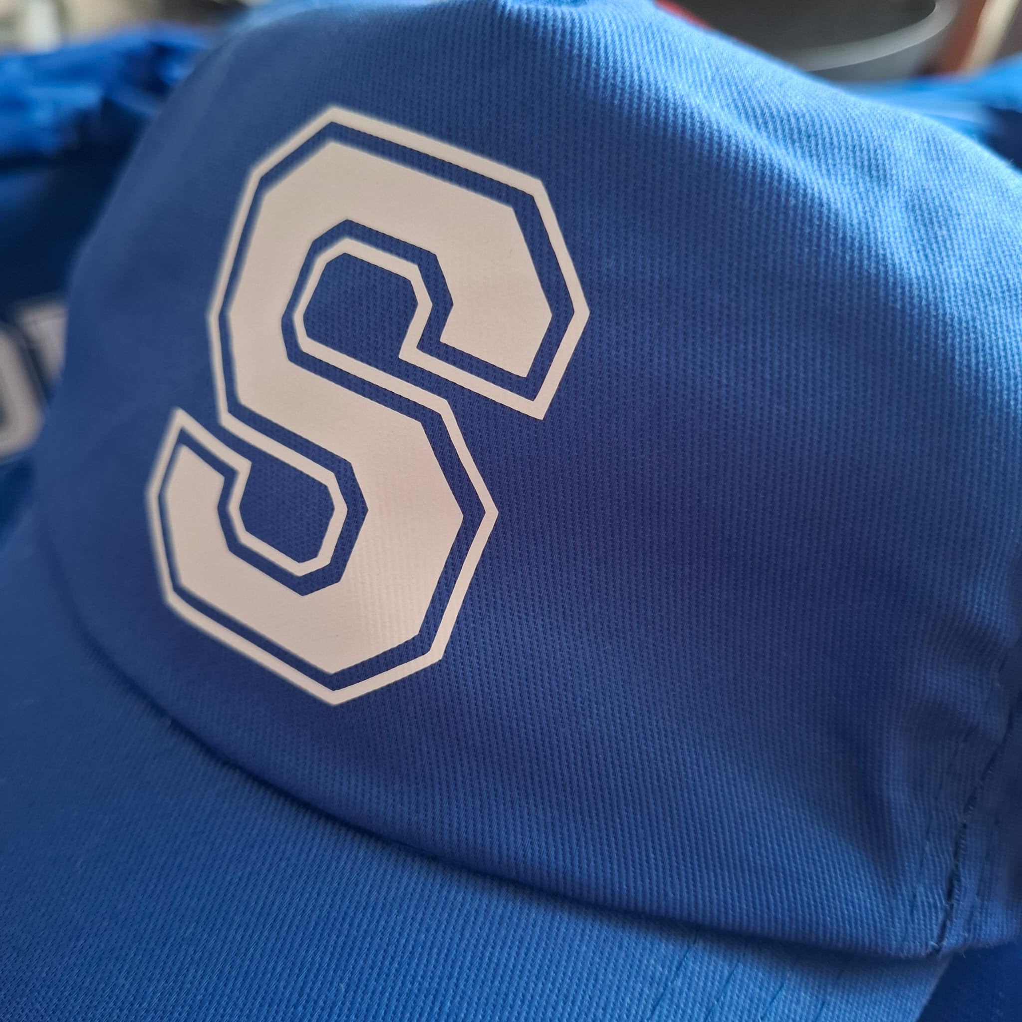Pack Zapatillero, gorra y botella Personalizada - Imagen 8